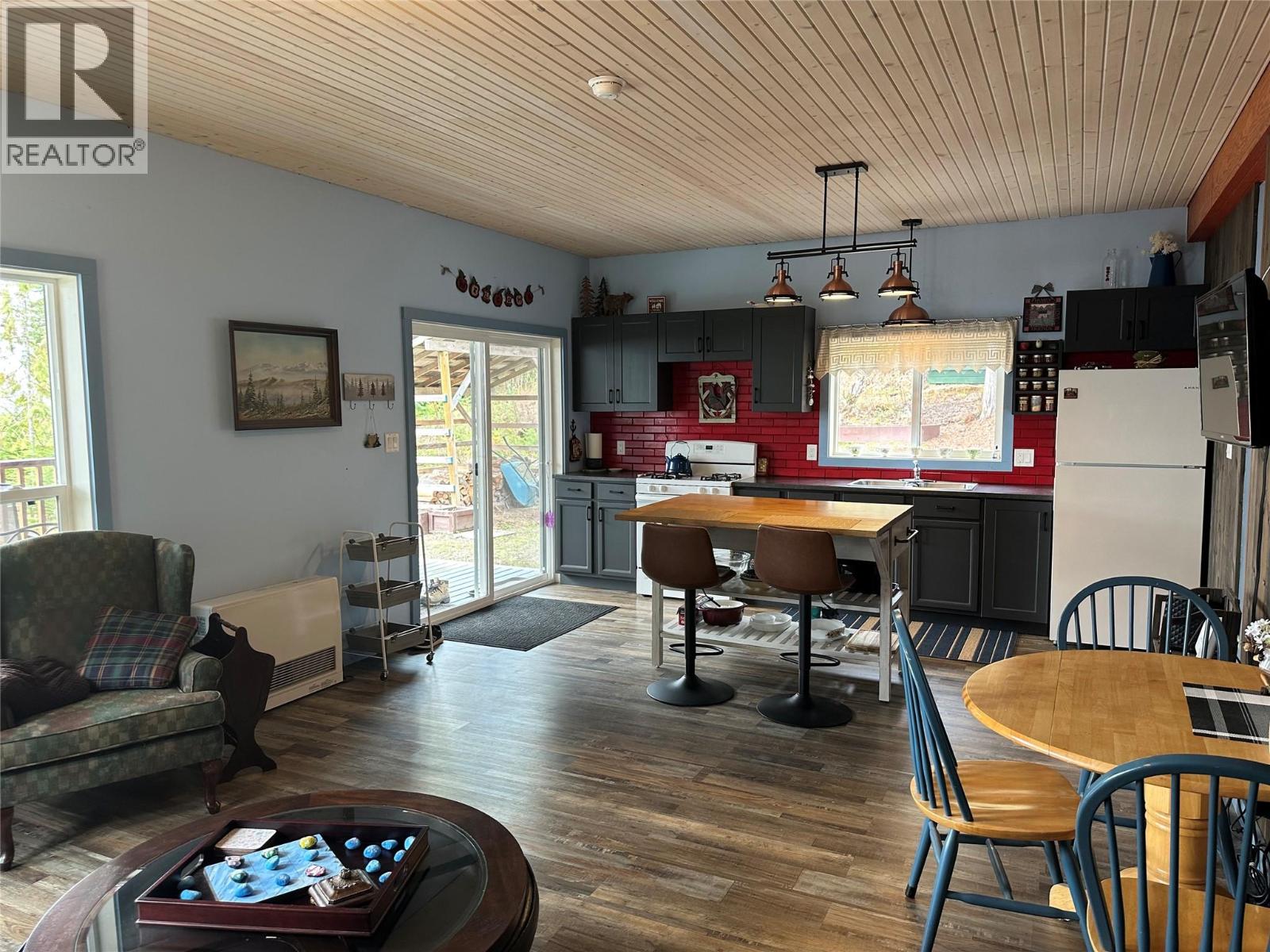 8800 Seymour Arm Main Road Unit# 21, Seymour Arm