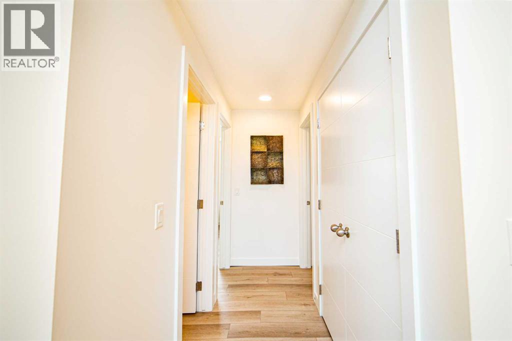 Single Family House for Sale in  Spring Creek Common SW Springbank Hill Calgary 