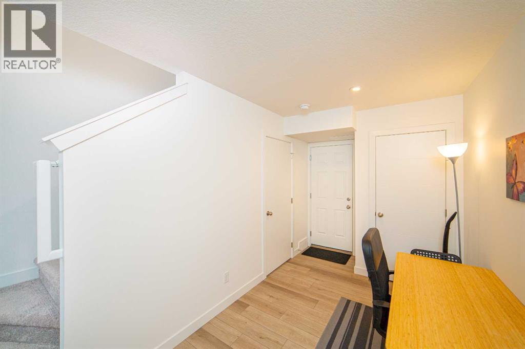 Single Family House for Sale in  Spring Creek Common SW Springbank Hill Calgary 