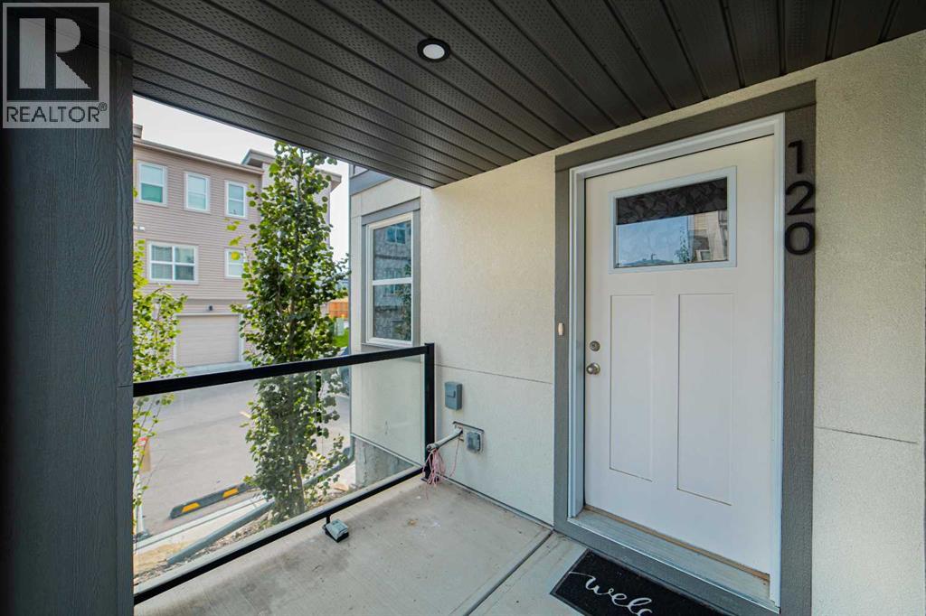 Single Family House for Sale in  Spring Creek Common SW Springbank Hill Calgary 