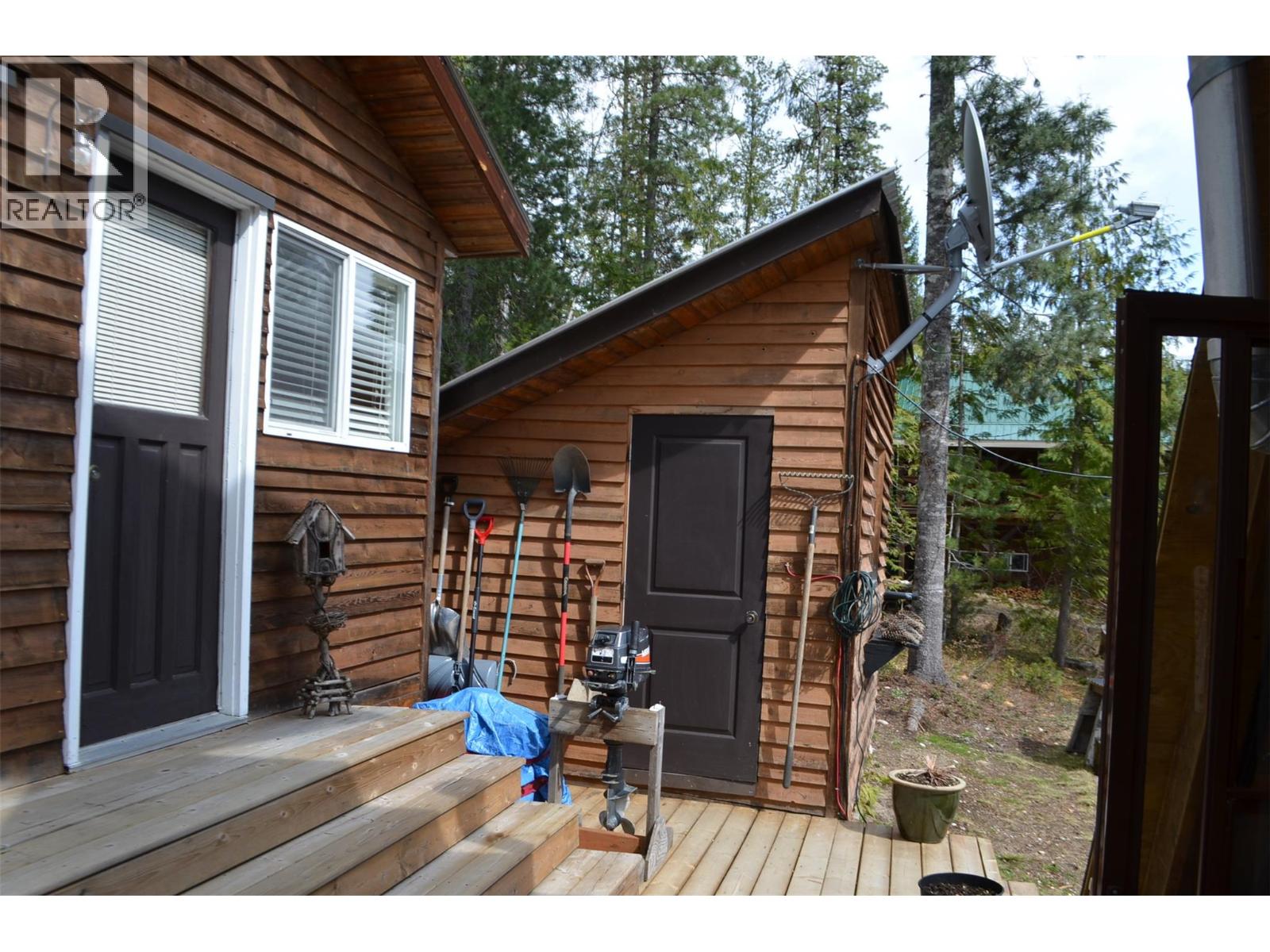 8800 Seymour Arm Main Road Unit# 15, Seymour Arm