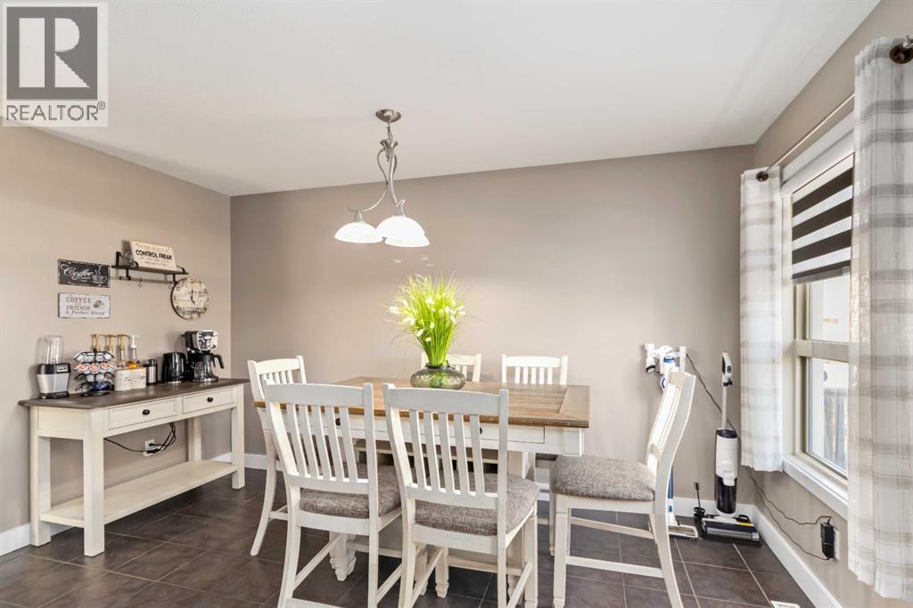 101 Violet Street, Fort McMurray