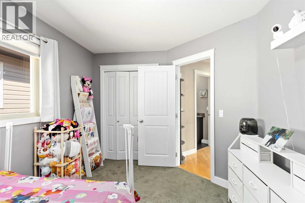 101 Violet Street, Fort McMurray