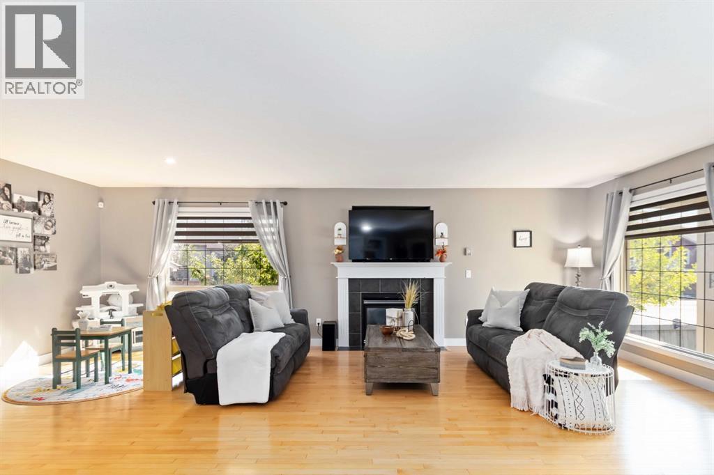 101 Violet Street, Fort McMurray