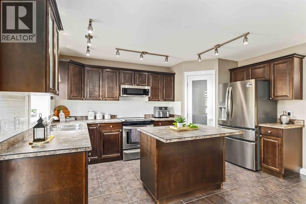 101 Violet Street, Fort McMurray