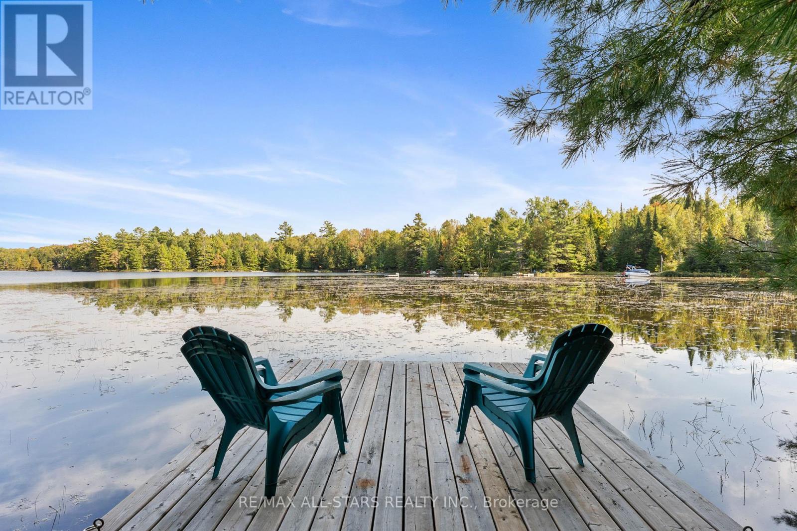 Single Family House Bungalow for Sale in  ENGLISH CIRCLE Highlands East (Glamorgan) 