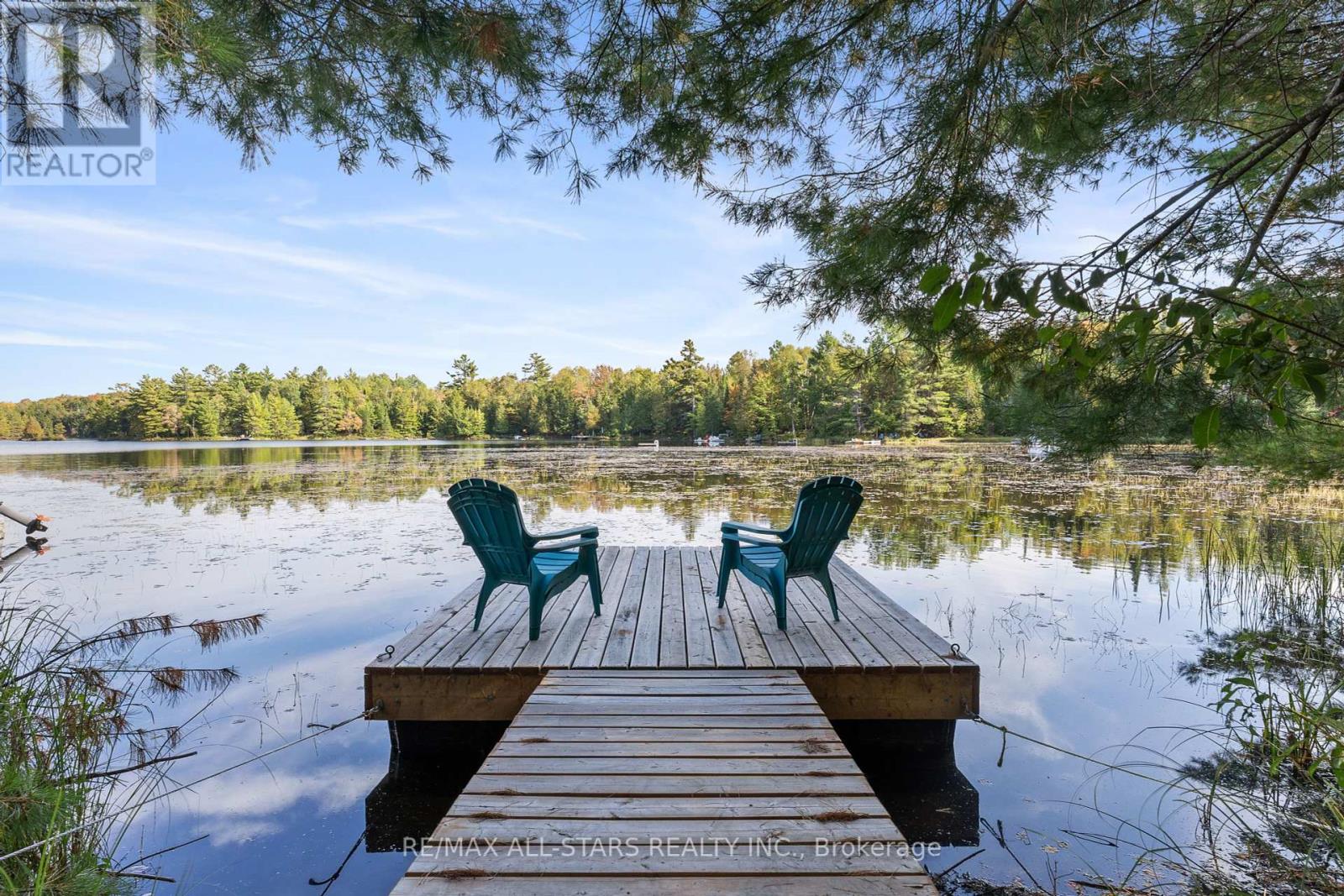 Single Family House Bungalow for Sale in  ENGLISH CIRCLE Highlands East (Glamorgan) 