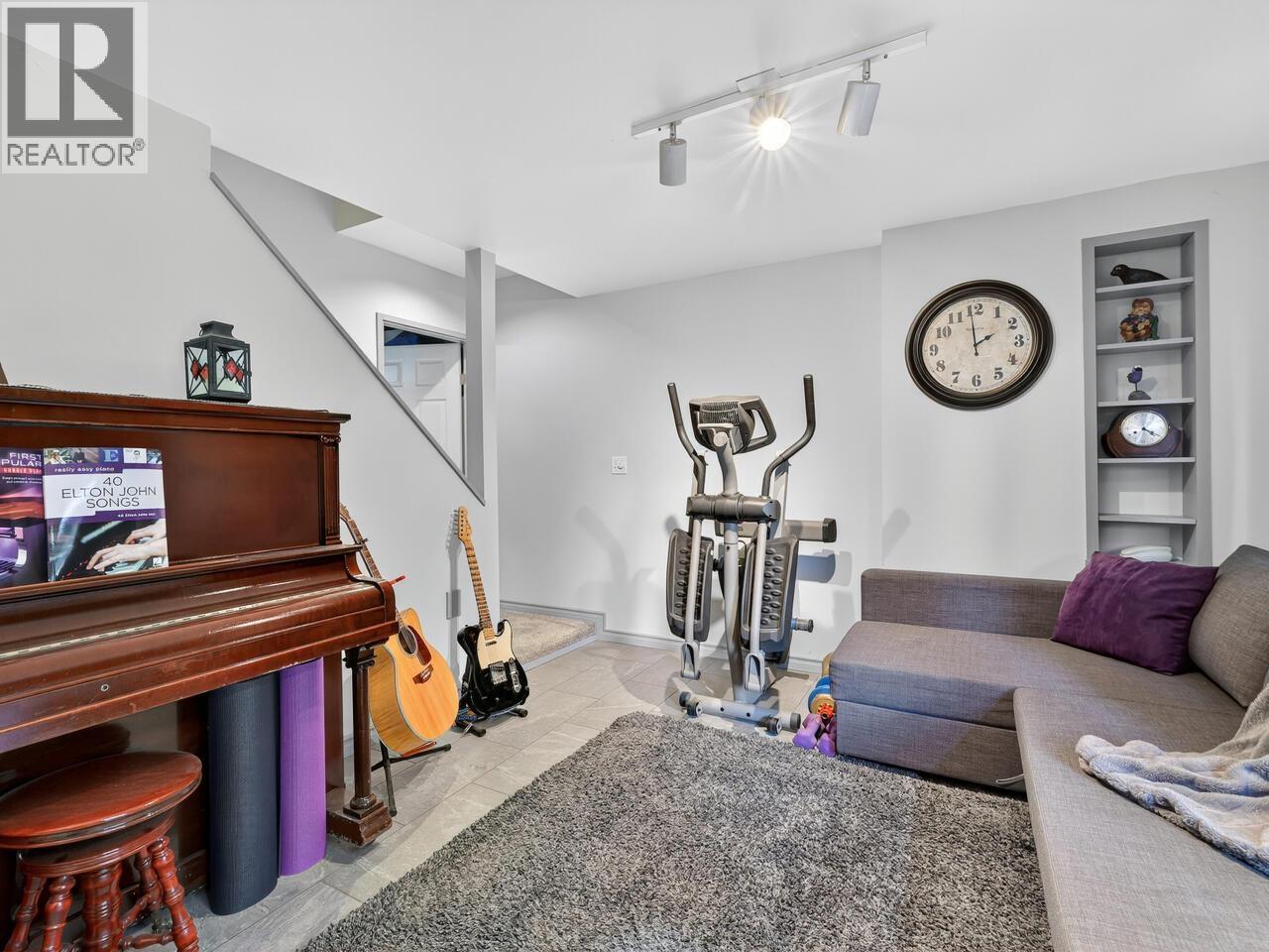 162 JAMES ROAD, Port Moody