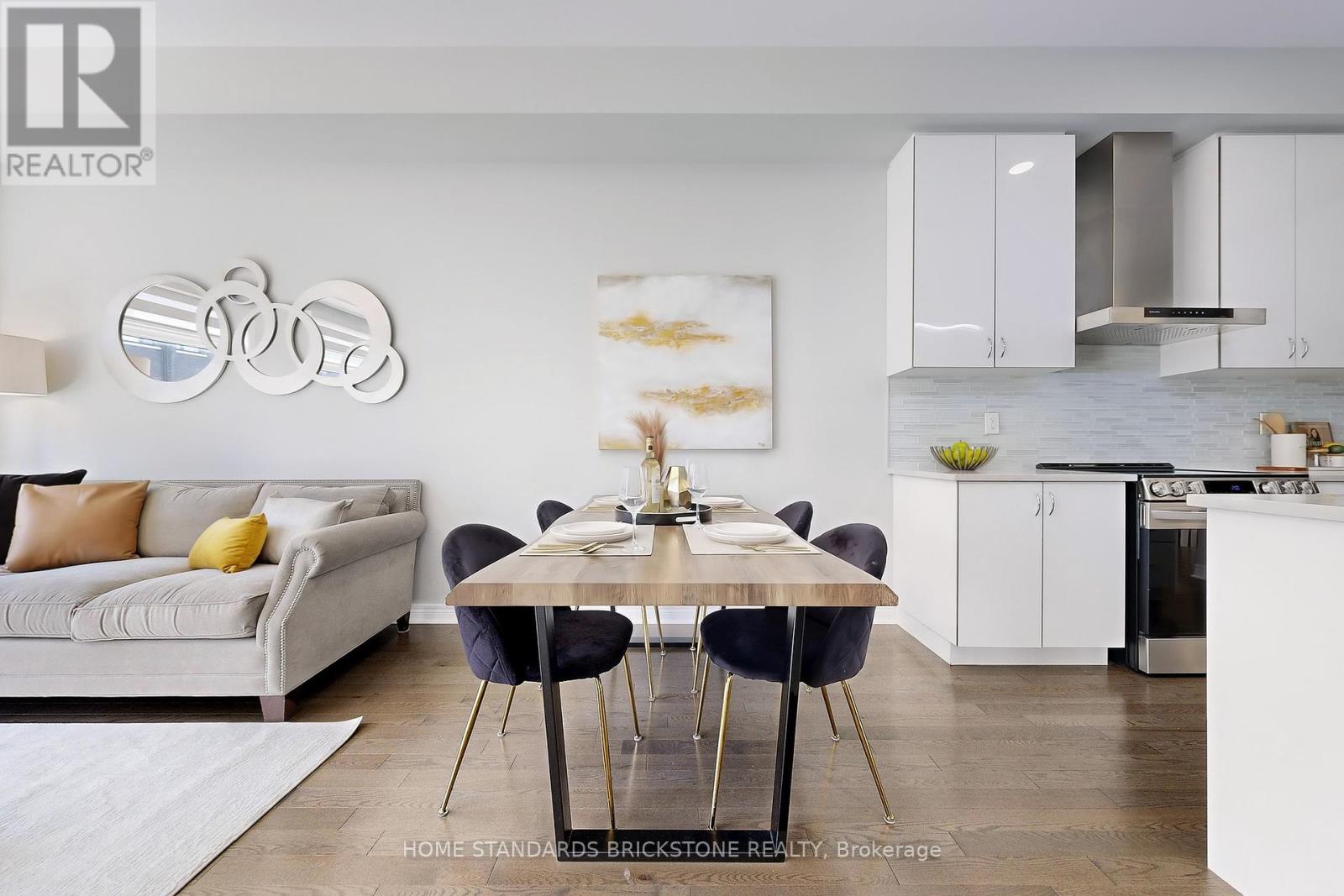 Single Family House for Sale in  LEBOVIC CAMPUS DRIVE Vaughan (Patterson) 