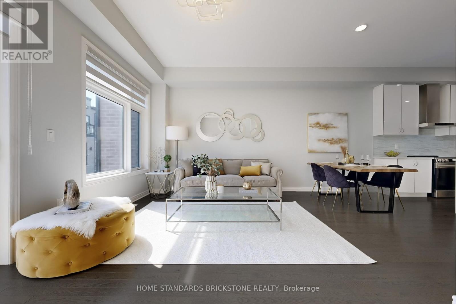Single Family House for Sale in  LEBOVIC CAMPUS DRIVE Vaughan (Patterson) 