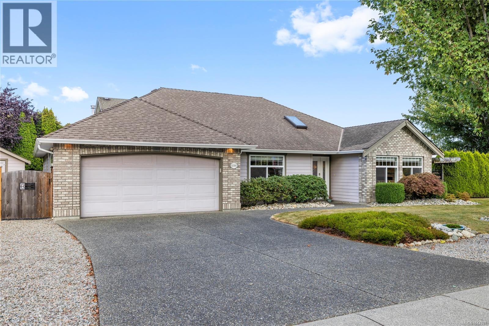 698 Abernathy Pl, Parksville