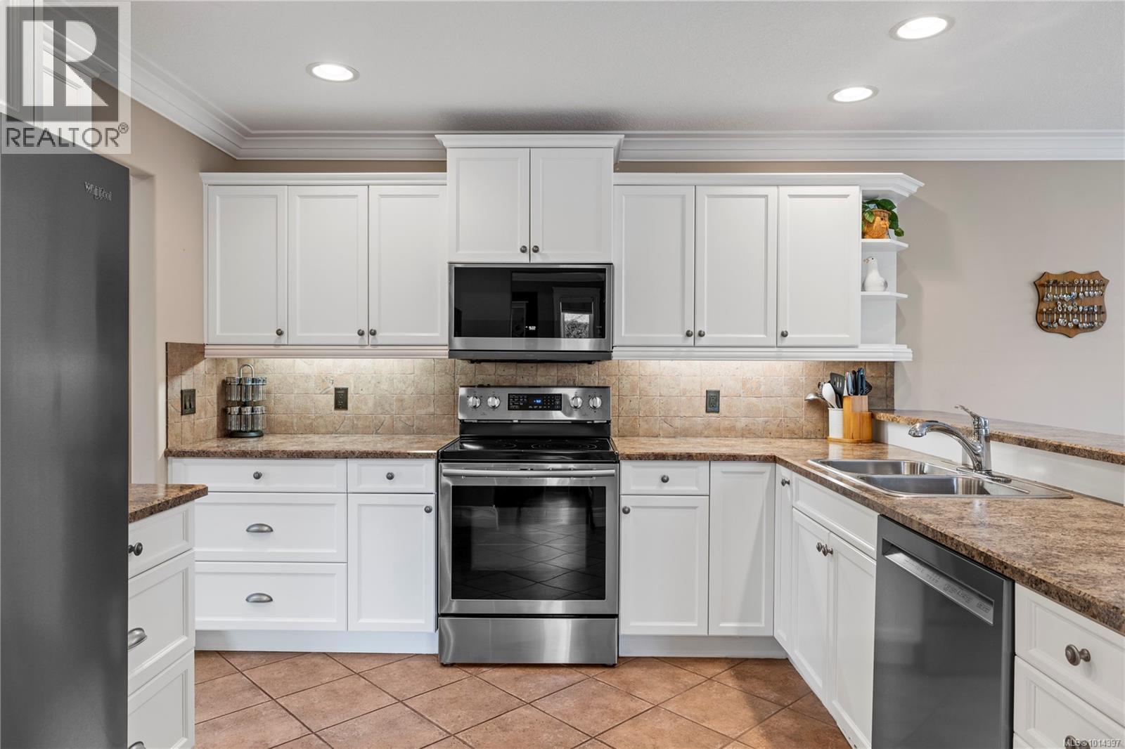 698 Abernathy Pl, Parksville