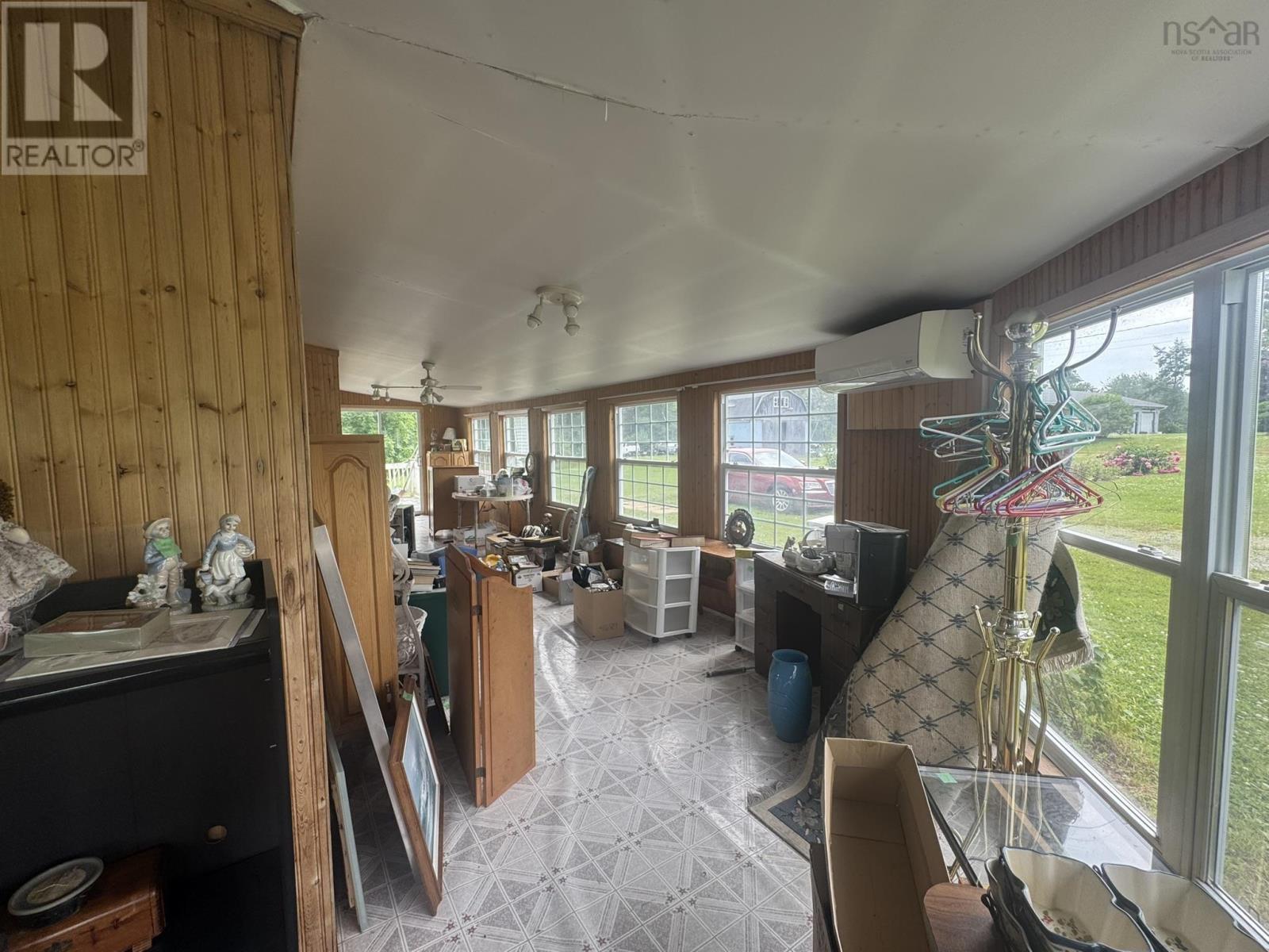 Property 37 of 39 of 185 West Caledonia Road