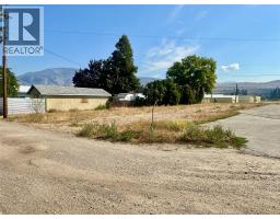  5812 Airport Street, Oliver