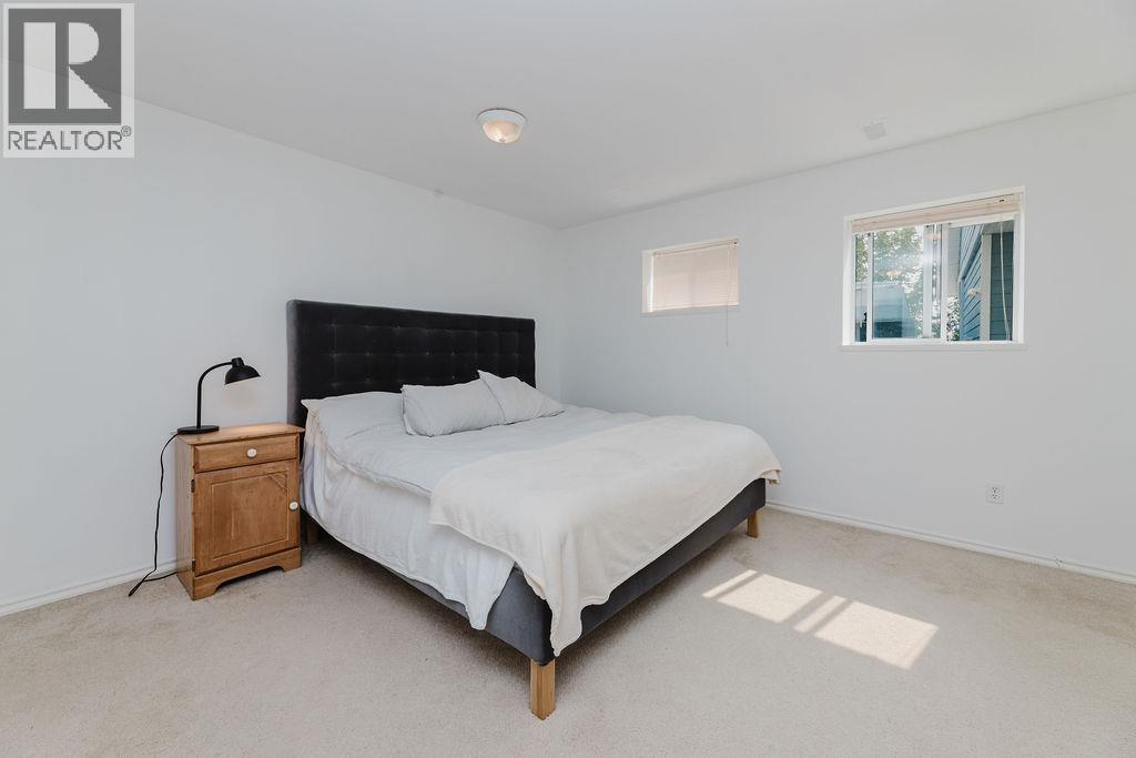 341 HARRY ROAD, Gibsons