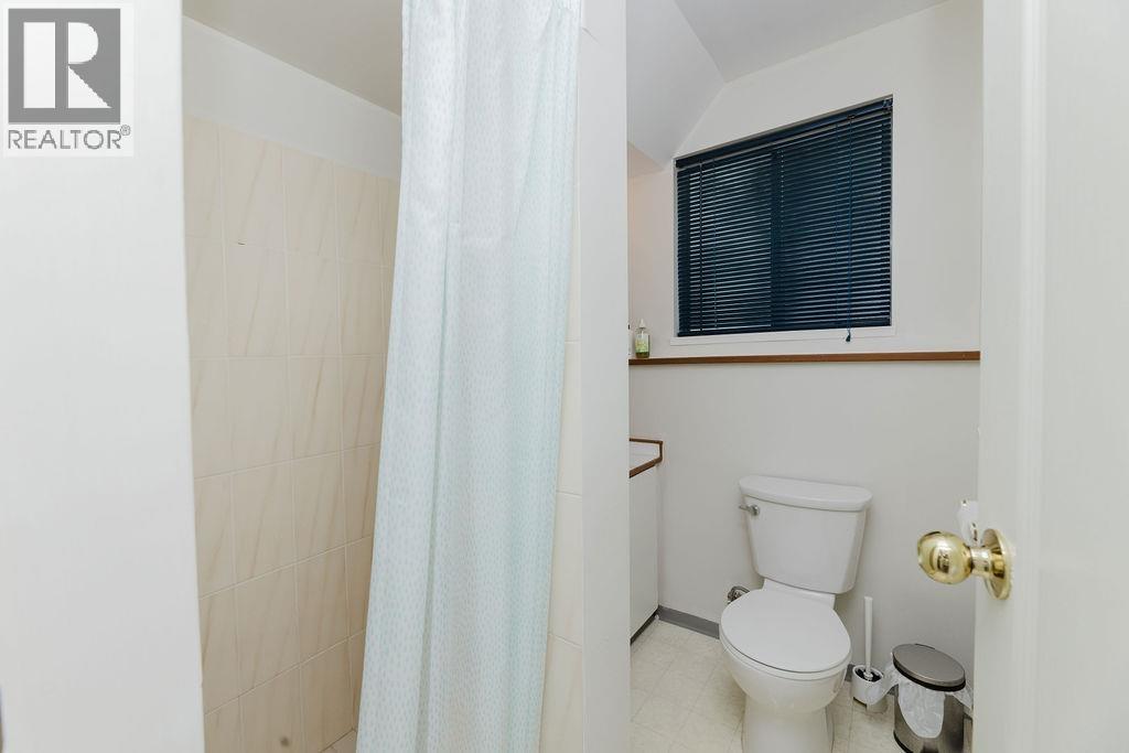 341 HARRY ROAD, Gibsons