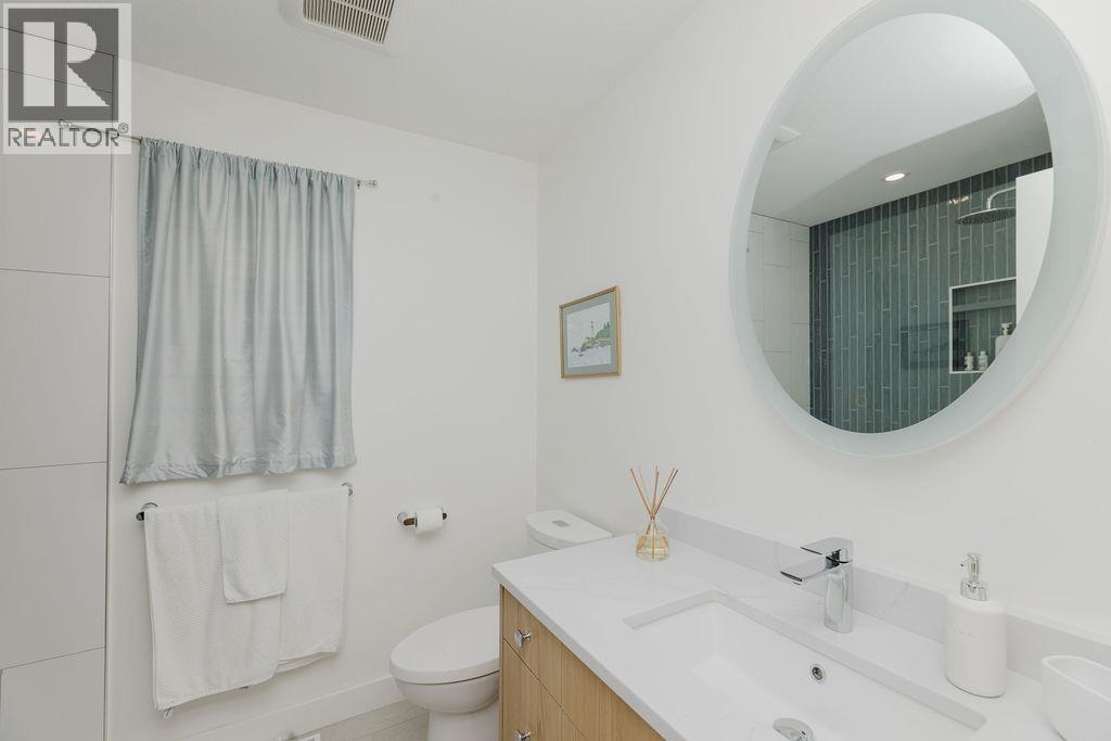 341 HARRY ROAD, Gibsons