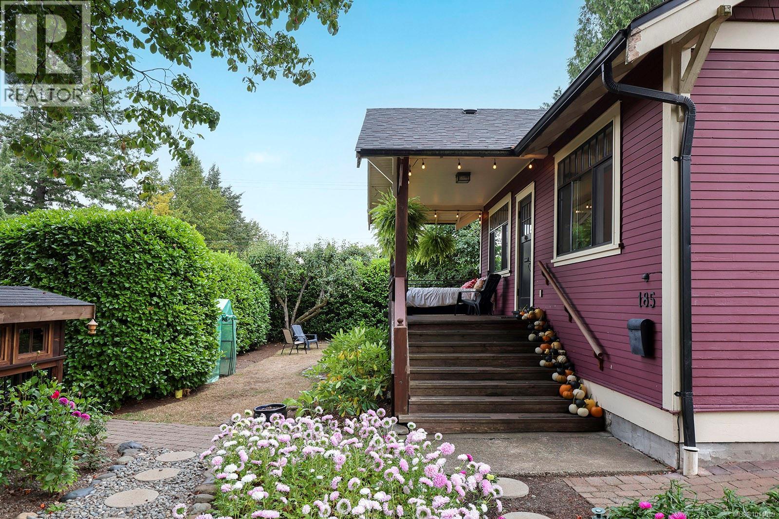 185 Duncan Ave, Courtenay