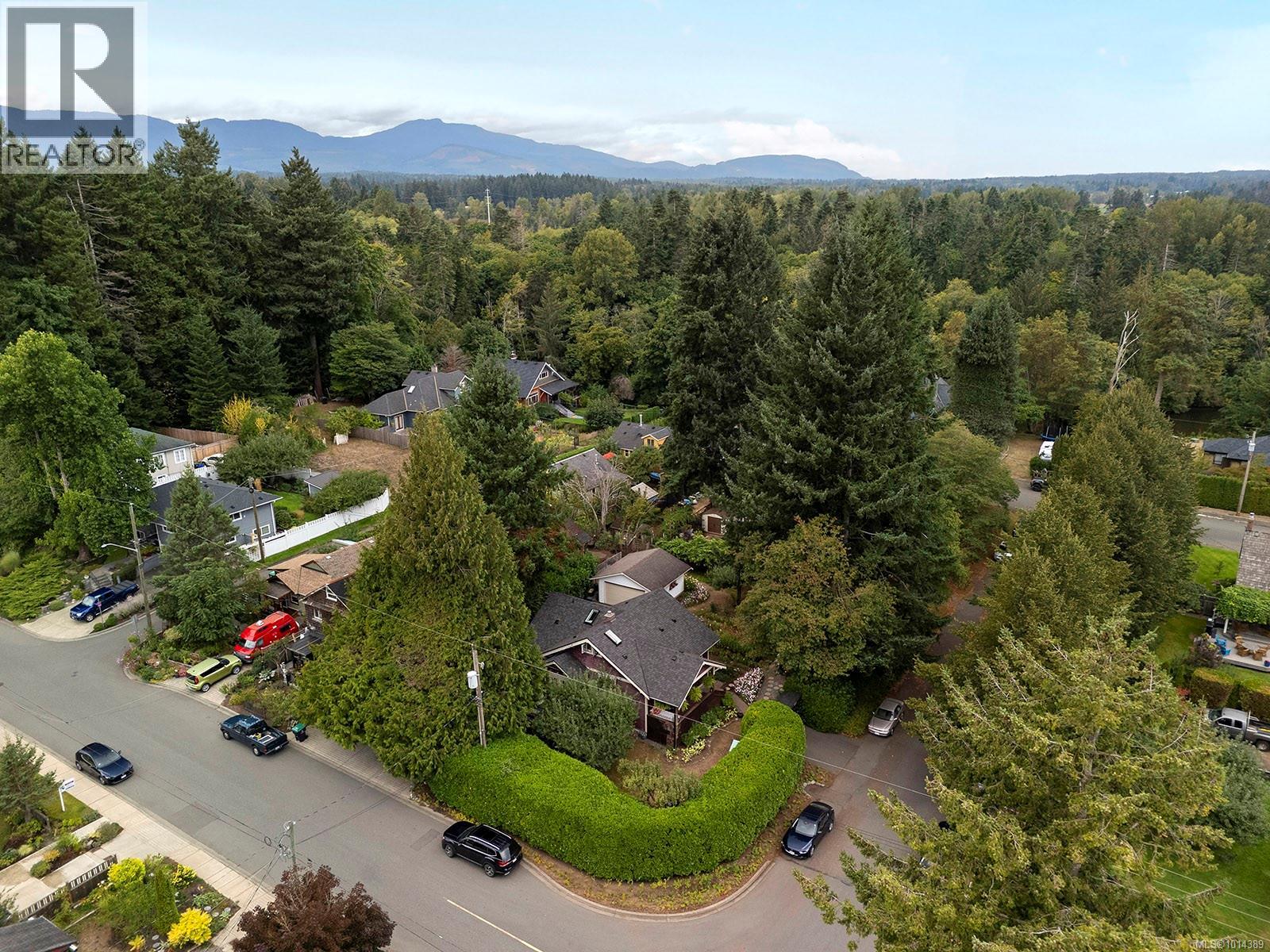 185 Duncan Ave, Courtenay