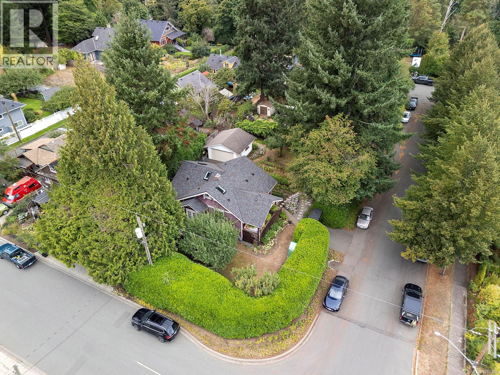 185 Duncan Ave, Courtenay