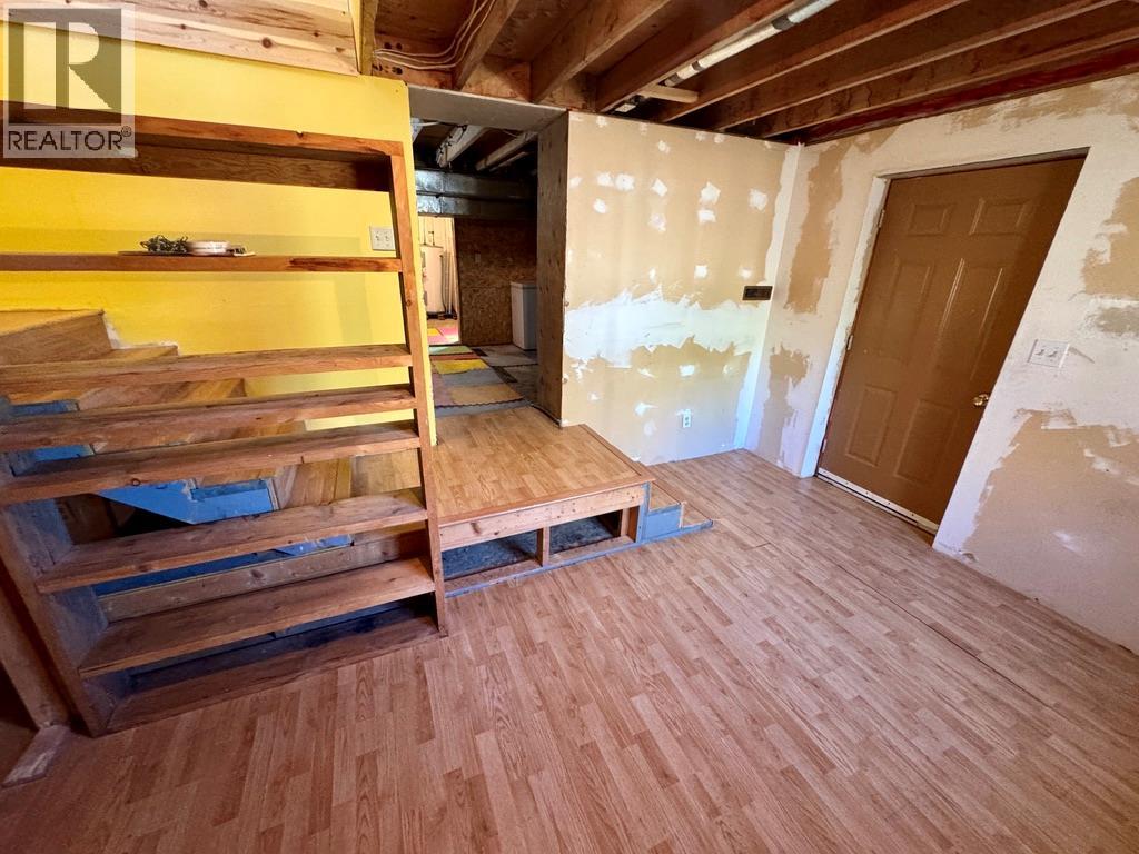 12705 Hwy 52 N, Dawson Creek