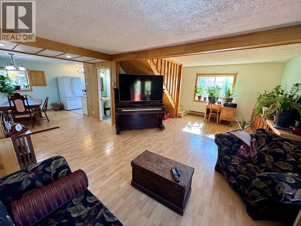 12705 Hwy 52 N, Dawson Creek