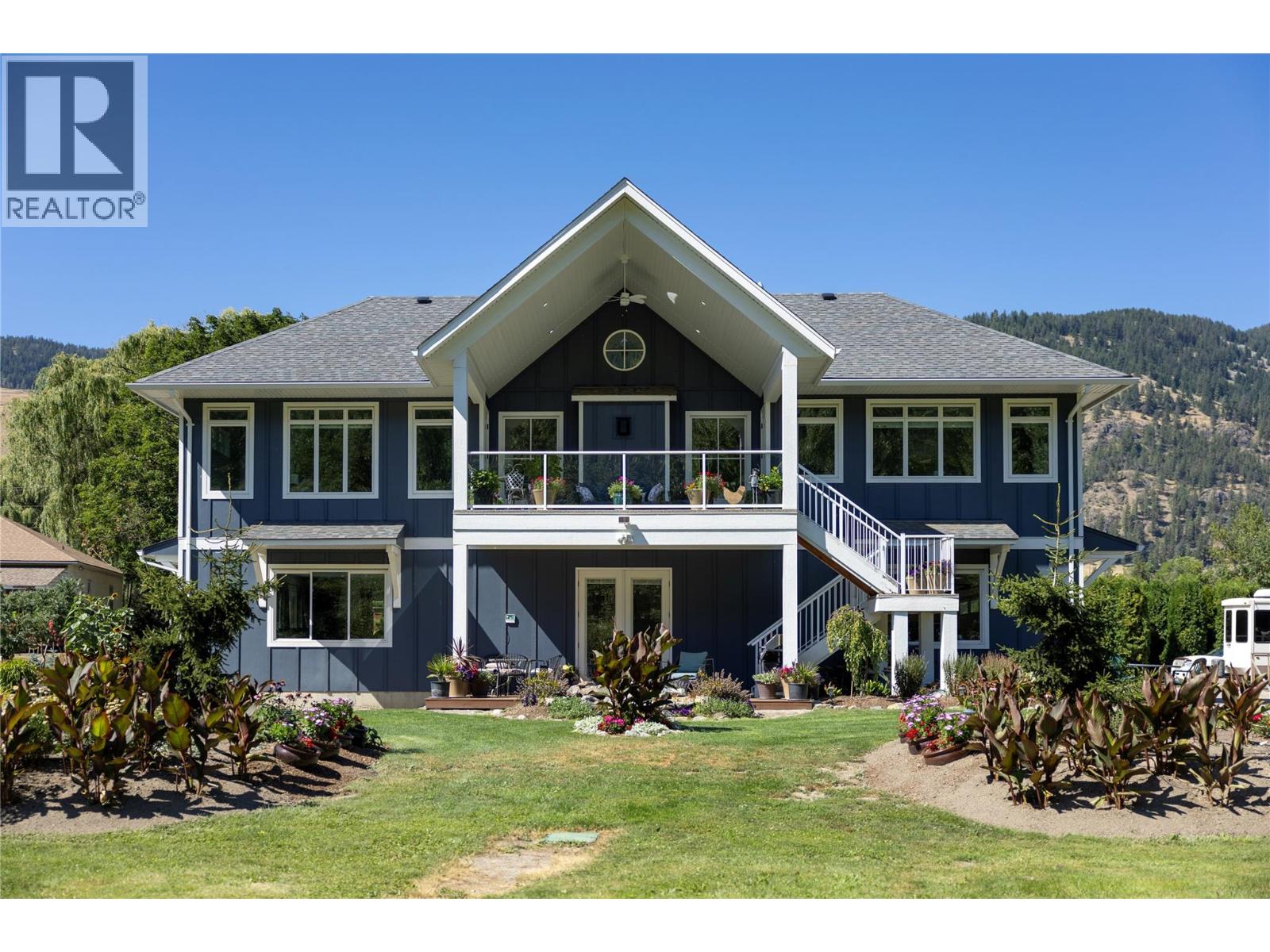 6984 Highway 6, Coldstream