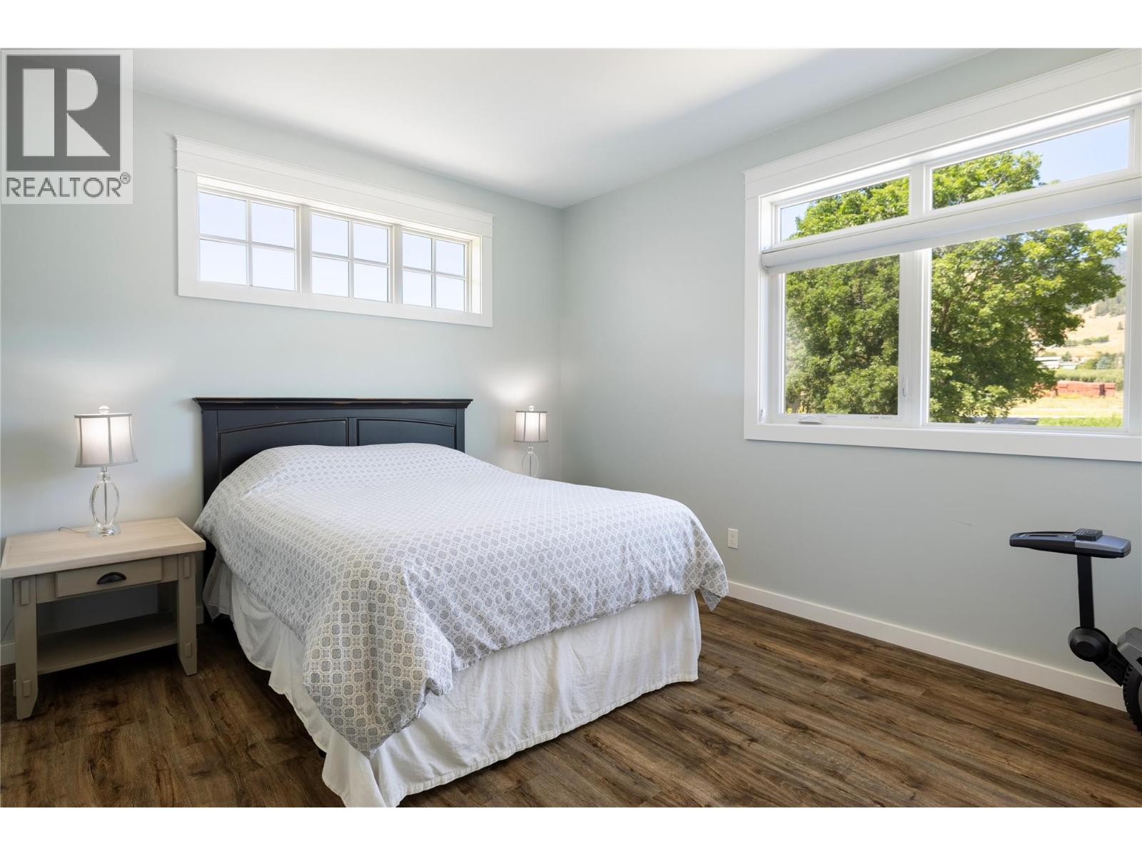 6984 Highway 6, Coldstream