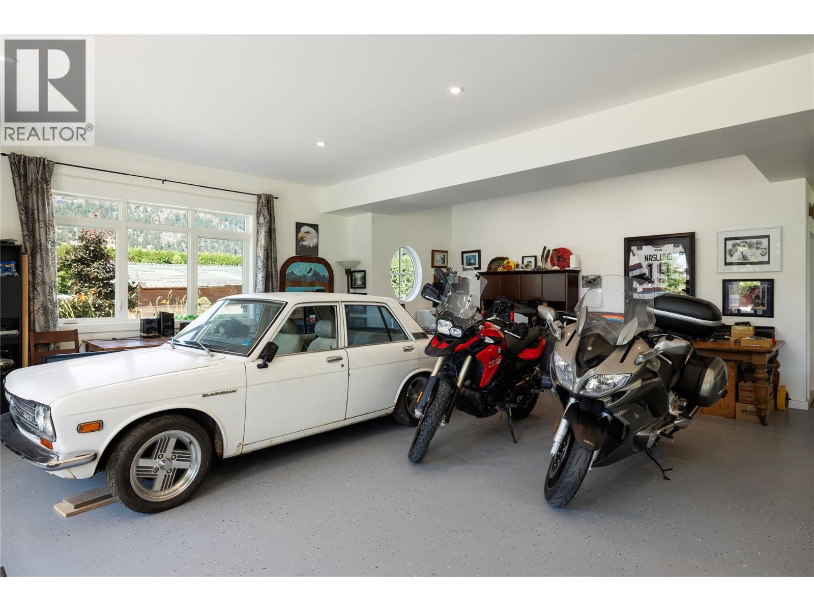 6984 Highway 6, Coldstream