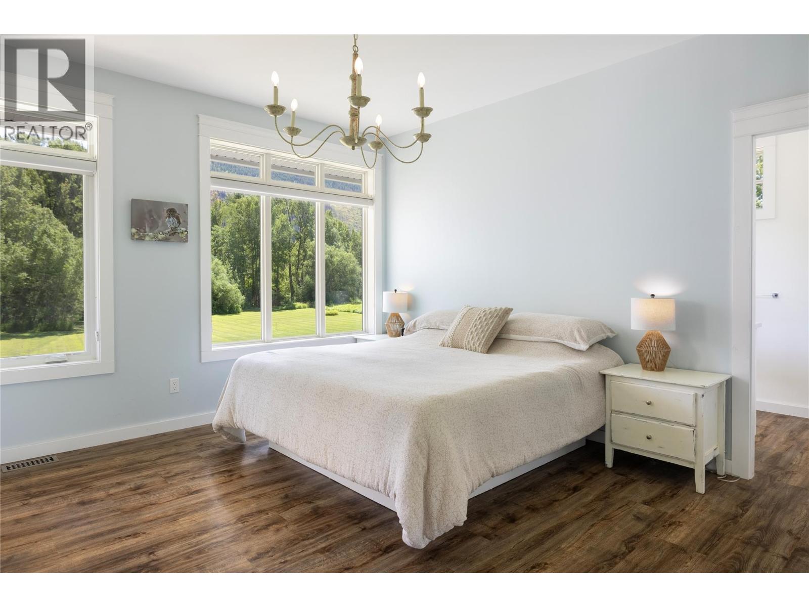 6984 Highway 6, Coldstream
