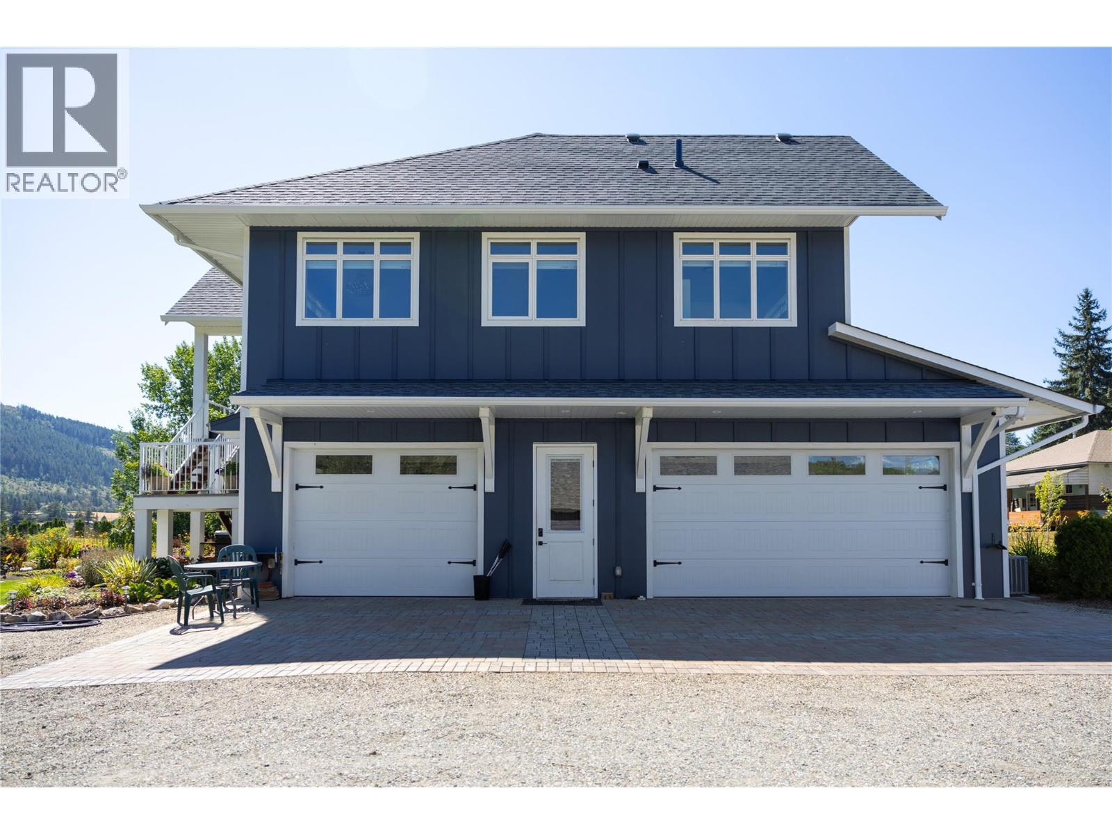 6984 Highway 6, Coldstream