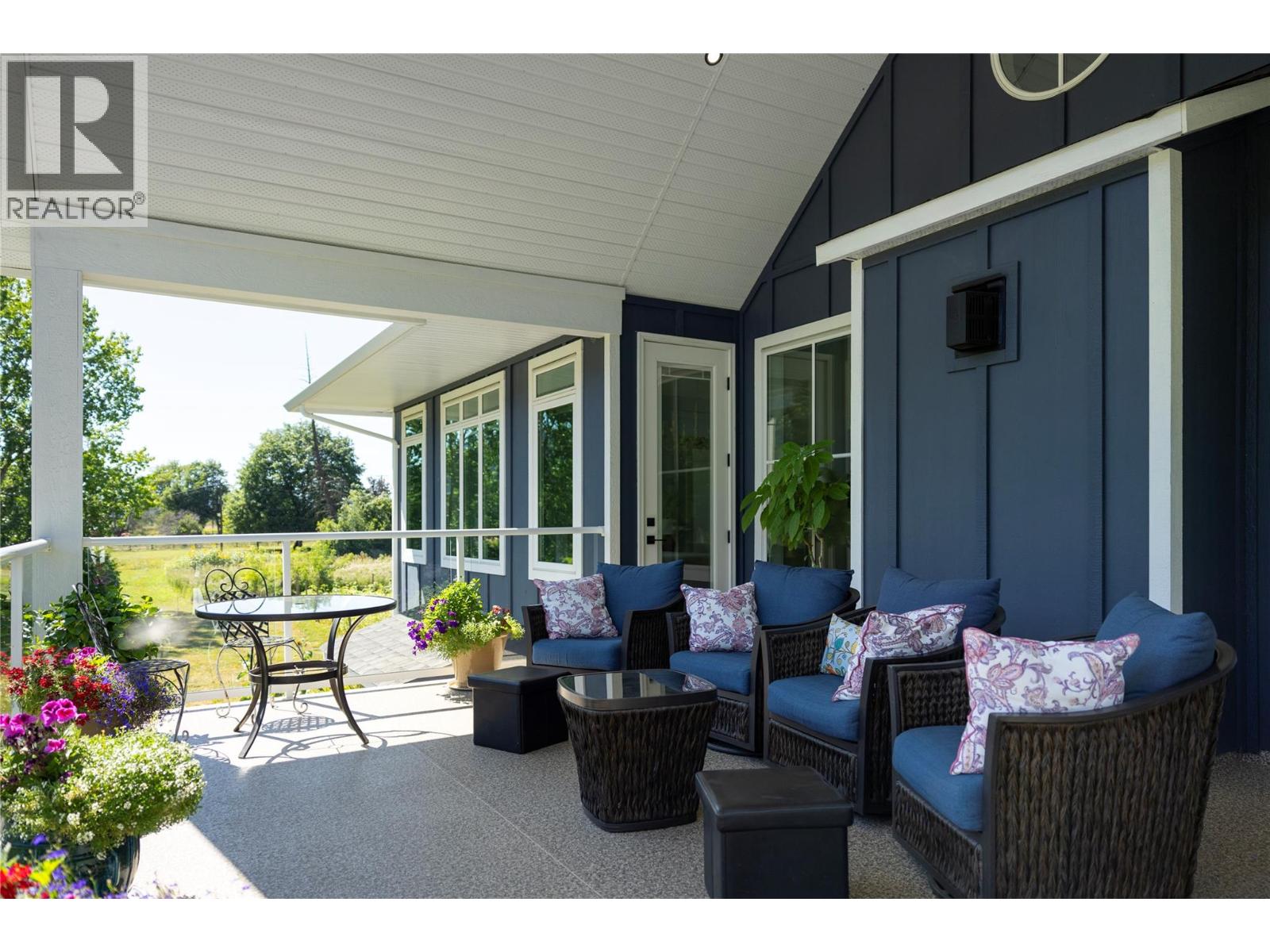 6984 Highway 6, Coldstream