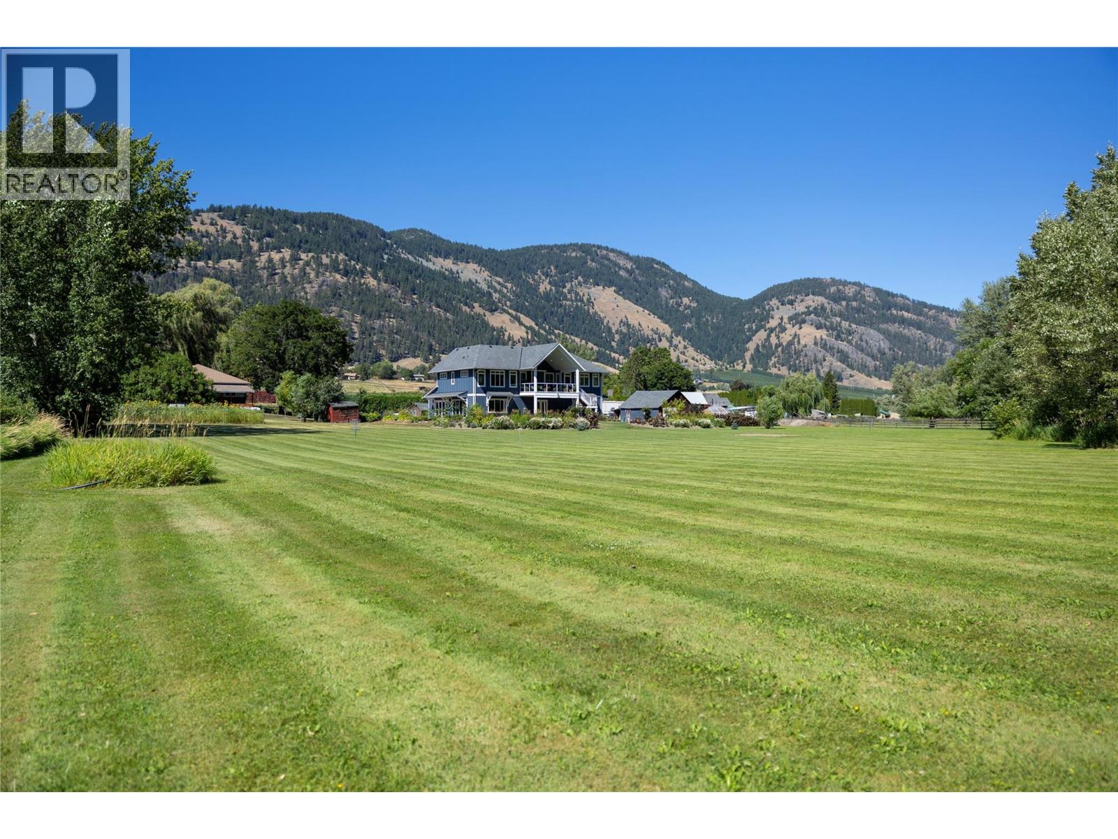 6984 Highway 6, Coldstream