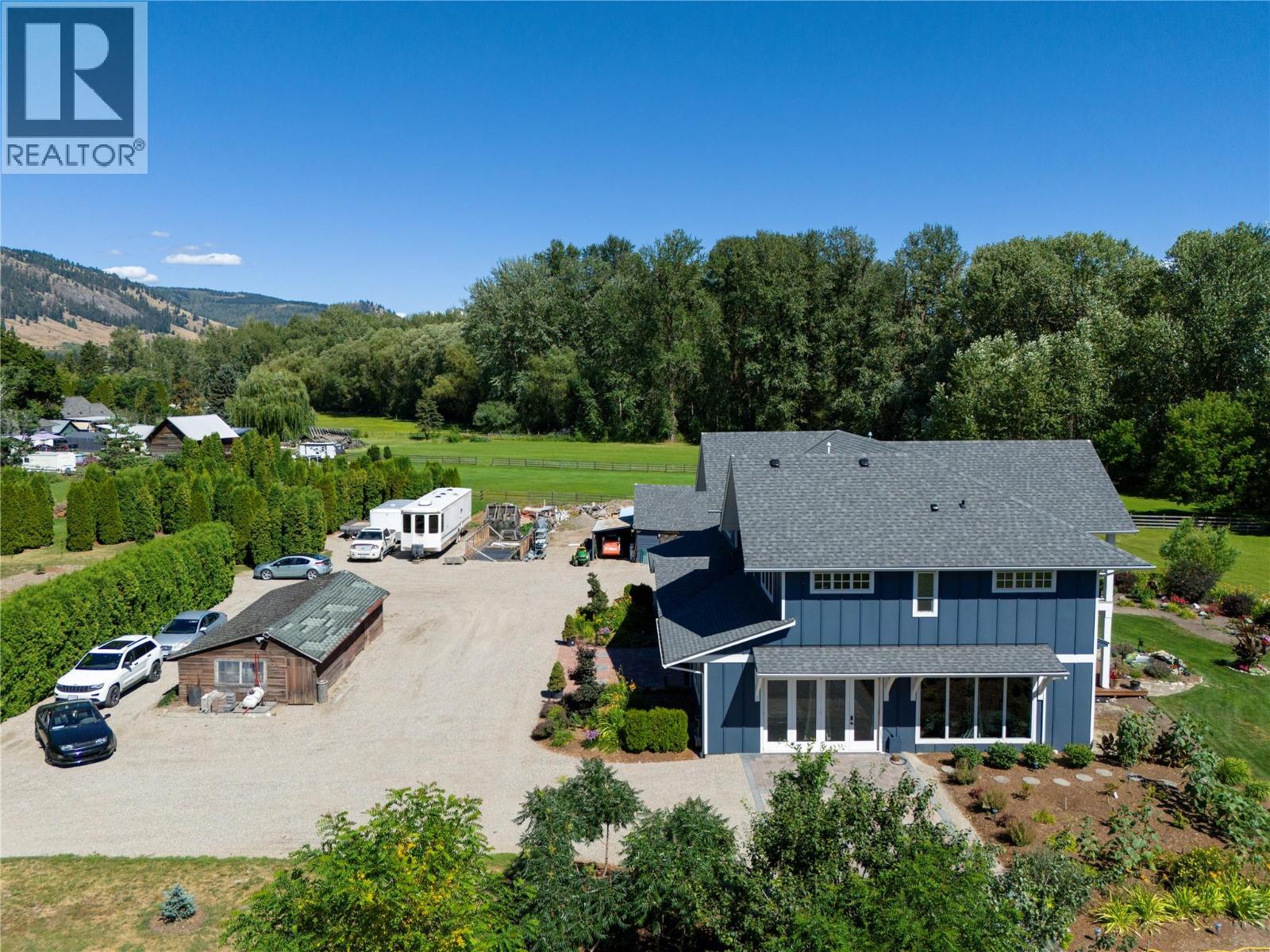 6984 Highway 6, Coldstream