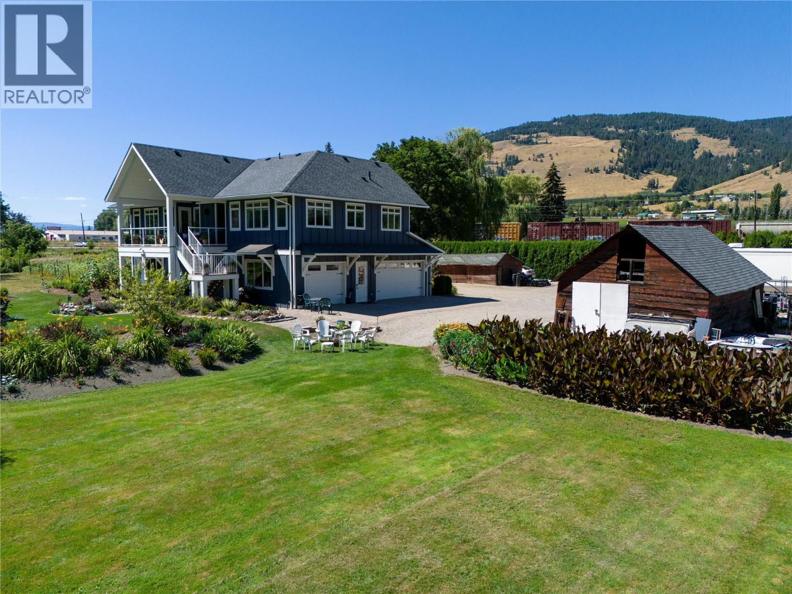 6984 Highway 6, Coldstream