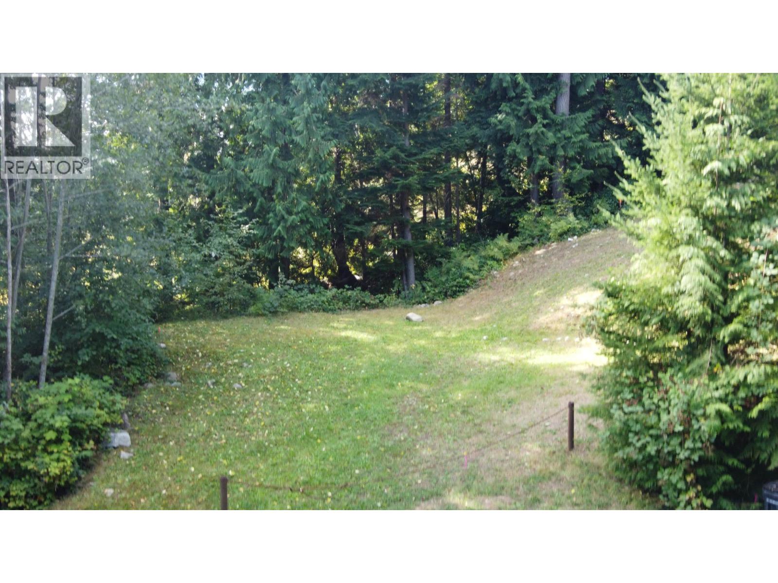 5661 SALMON DRIVE, Sechelt