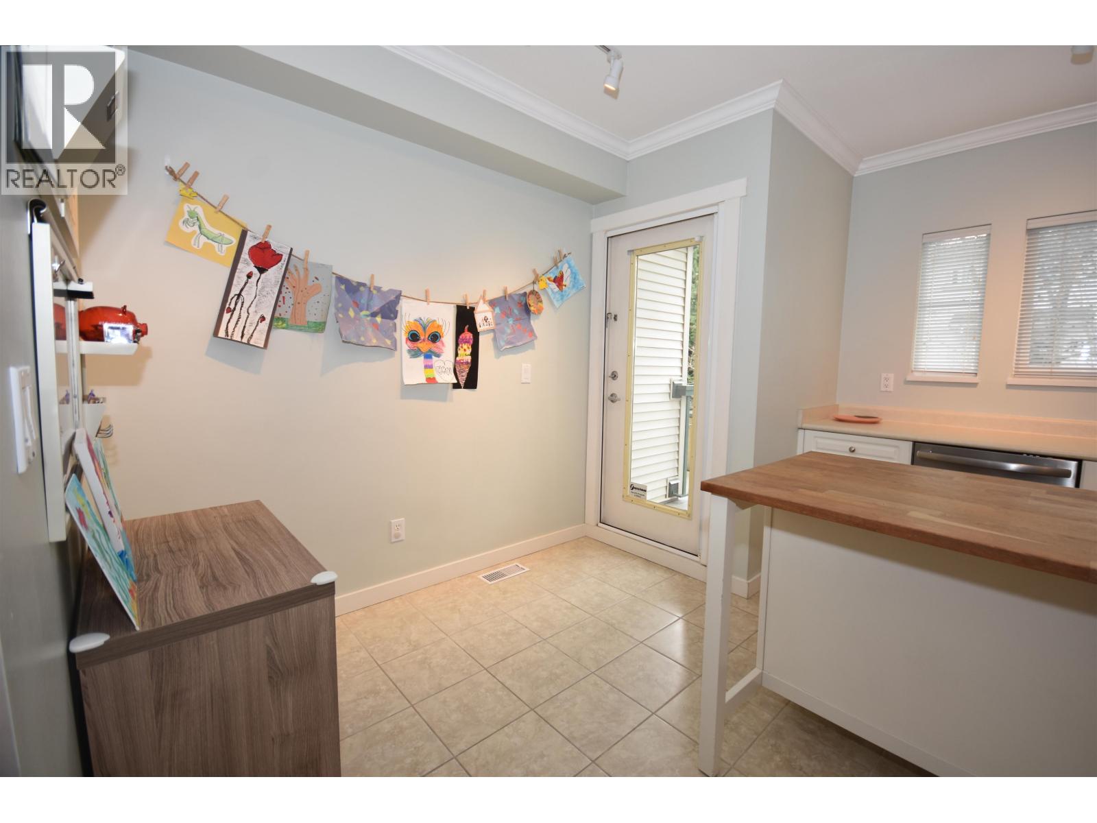 #6-4787 57 Street, Delta