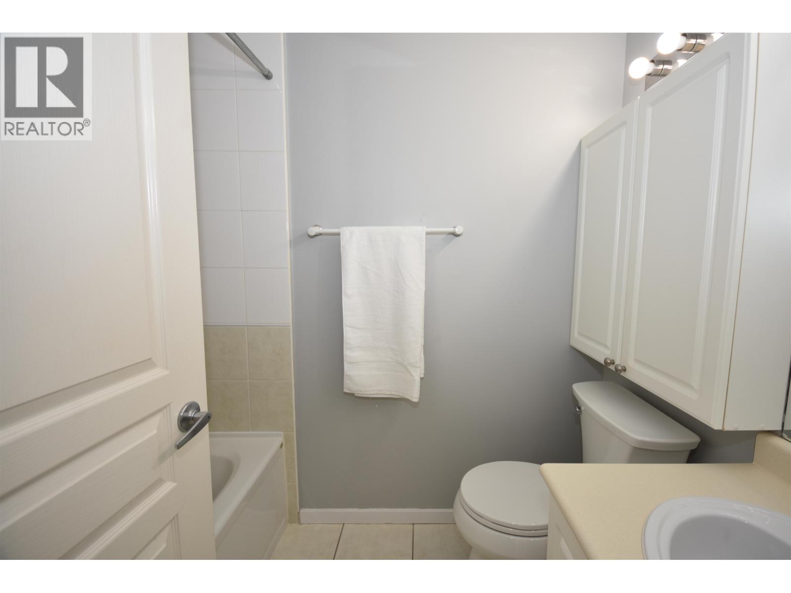 #6-4787 57 Street, Delta