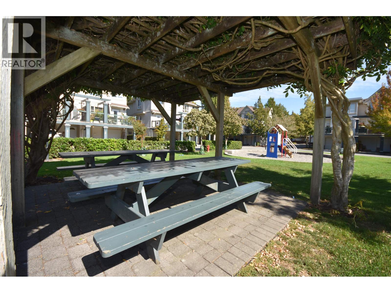#6-4787 57 Street, Delta