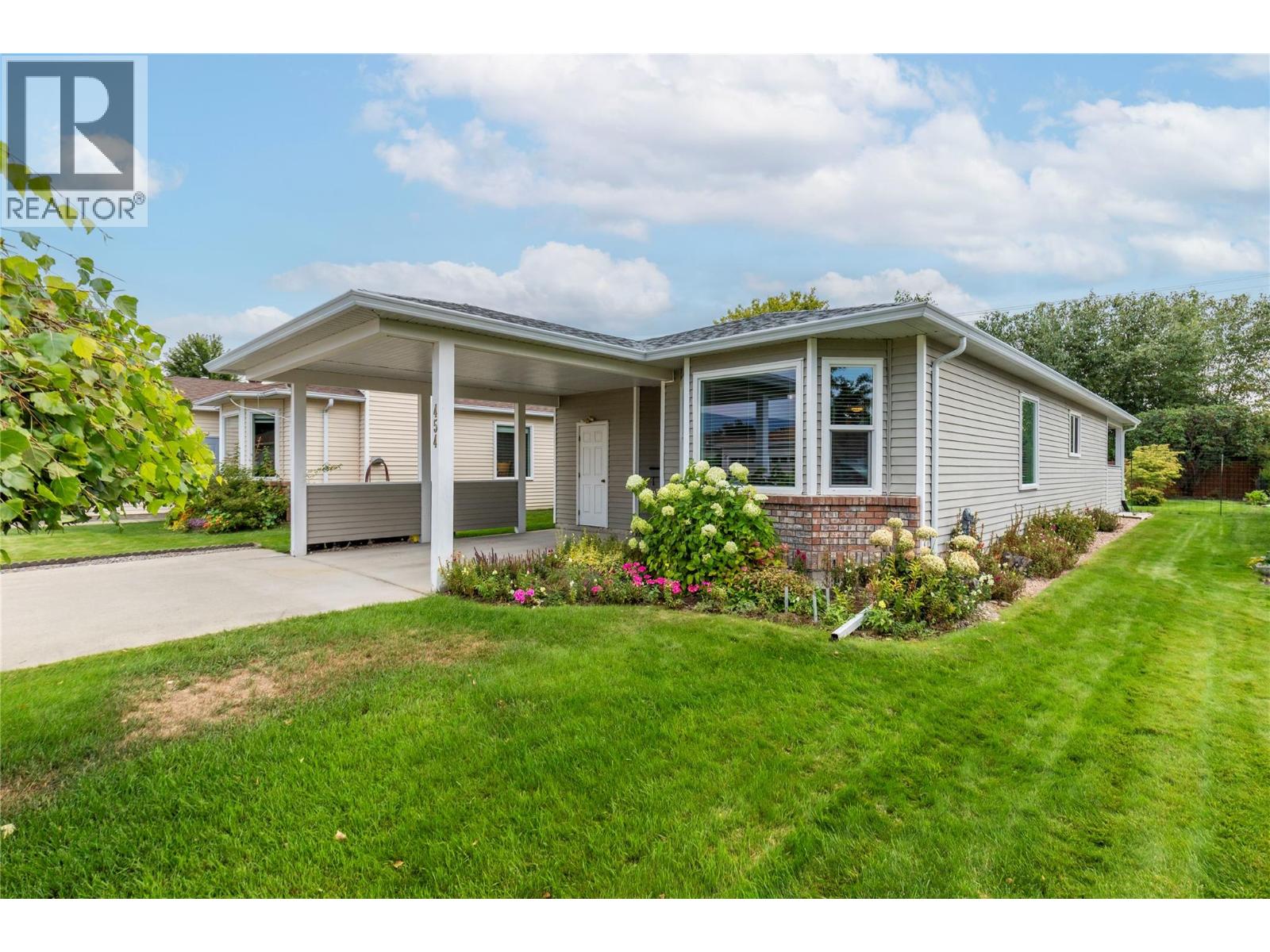 #454-1260 Raymer Avenue, Kelowna