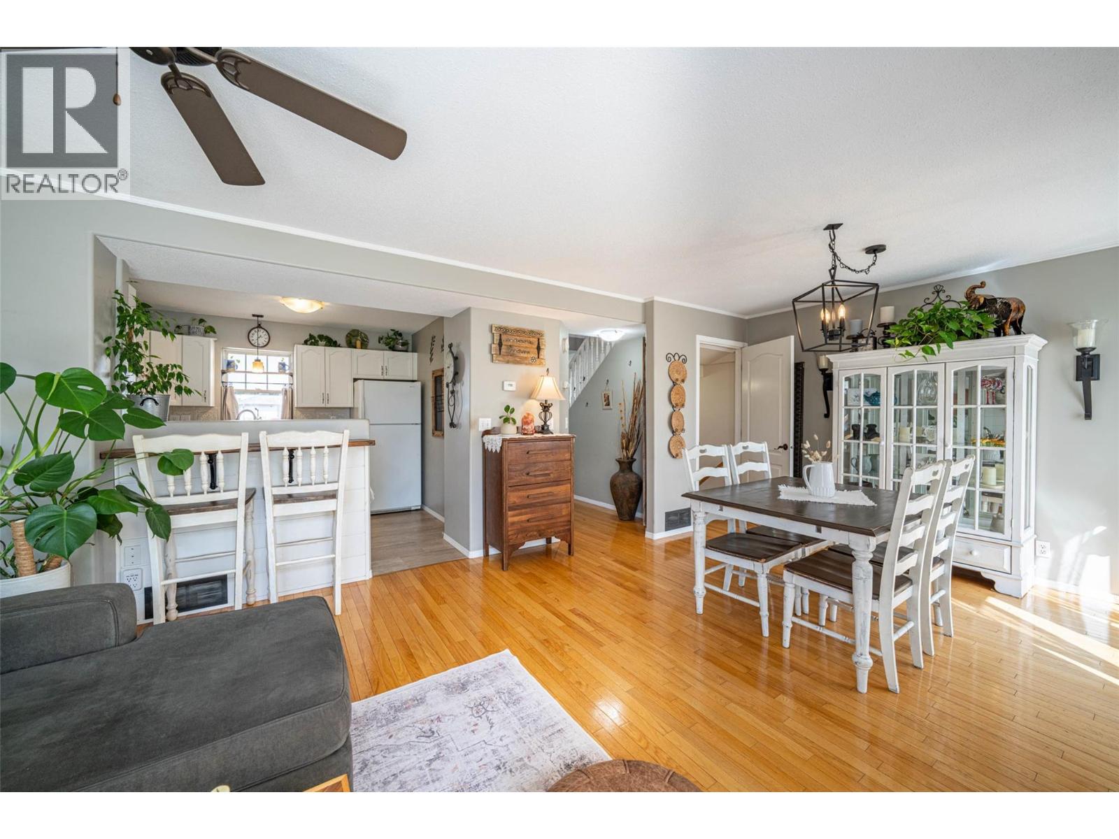 2395 Pleasant Valley Road Unit# 31, Armstrong