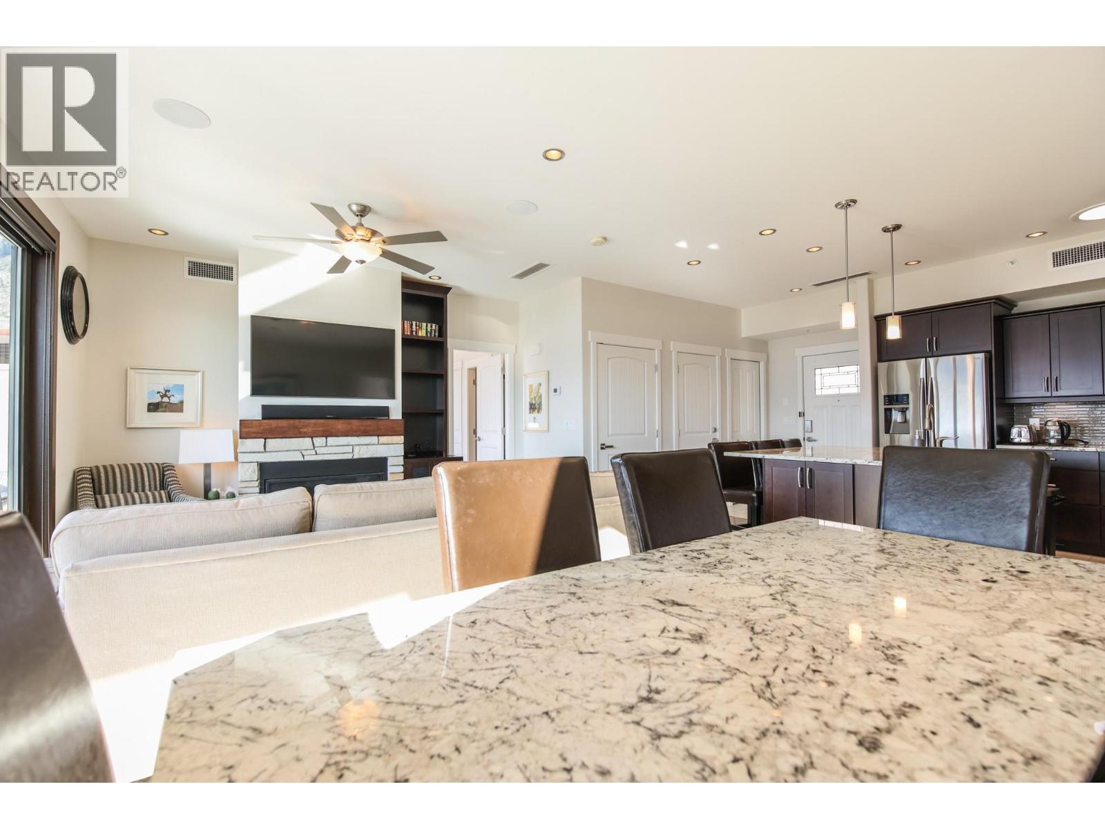 2000 VALLEYVIEW Drive Unit# 25, Osoyoos