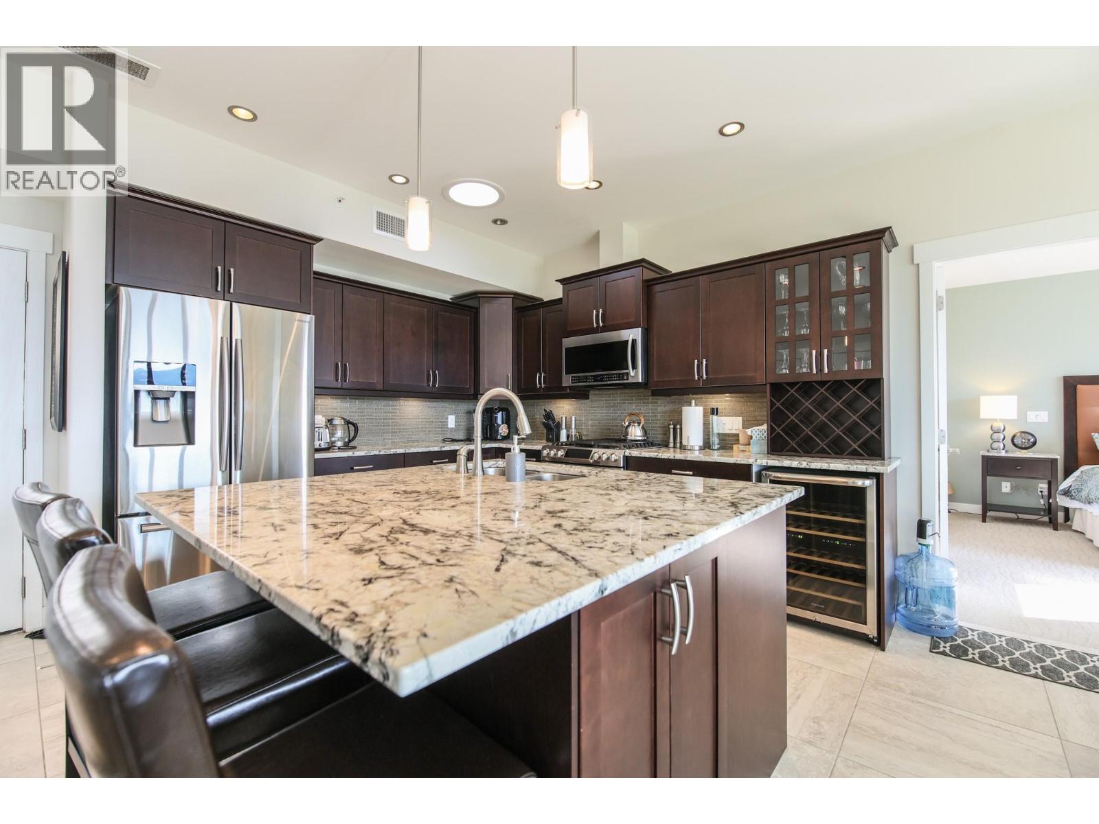 2000 VALLEYVIEW Drive Unit# 25, Osoyoos