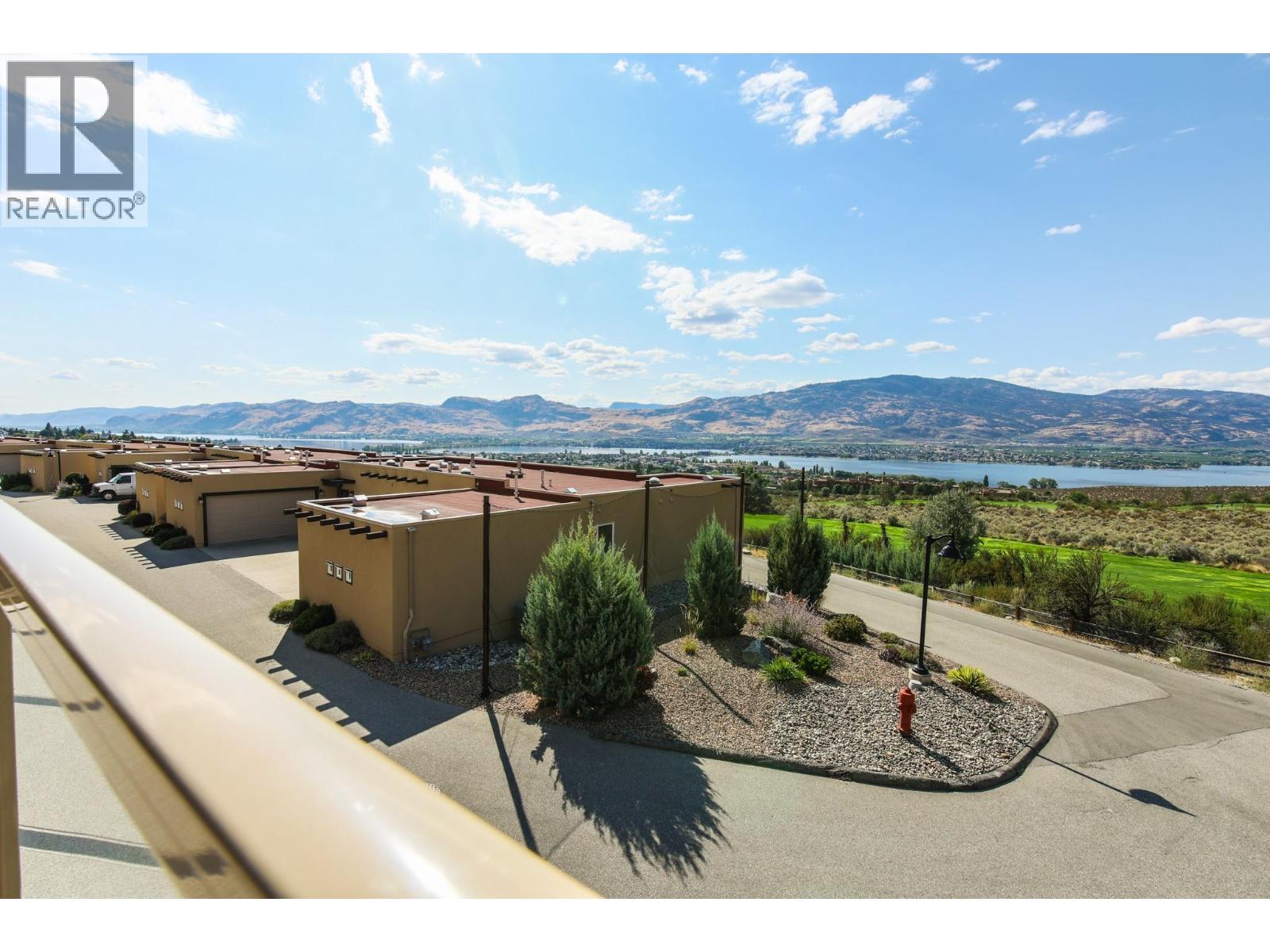 #25 2000 VALLEYVIEW Drive - 25