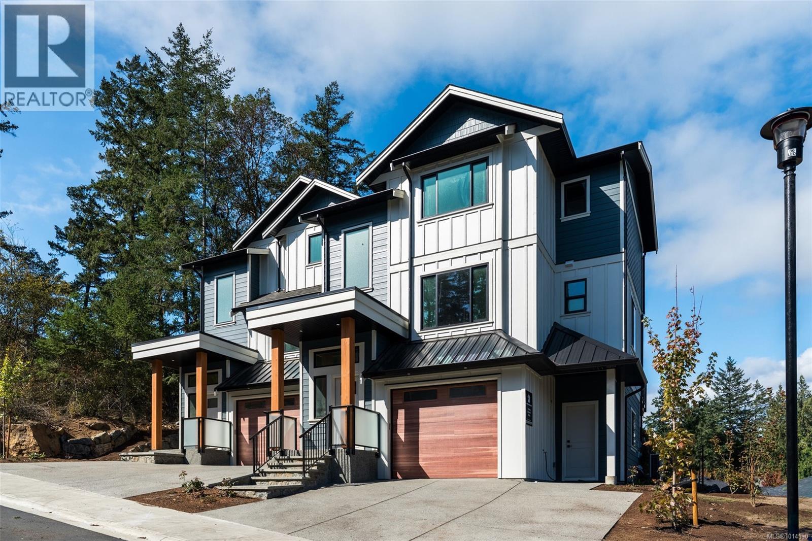 1 571 Bezanton Way, Colwood