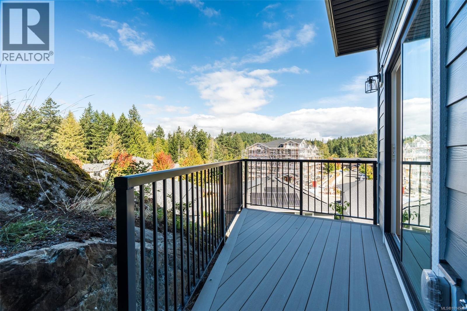1 571 Bezanton Way, Colwood