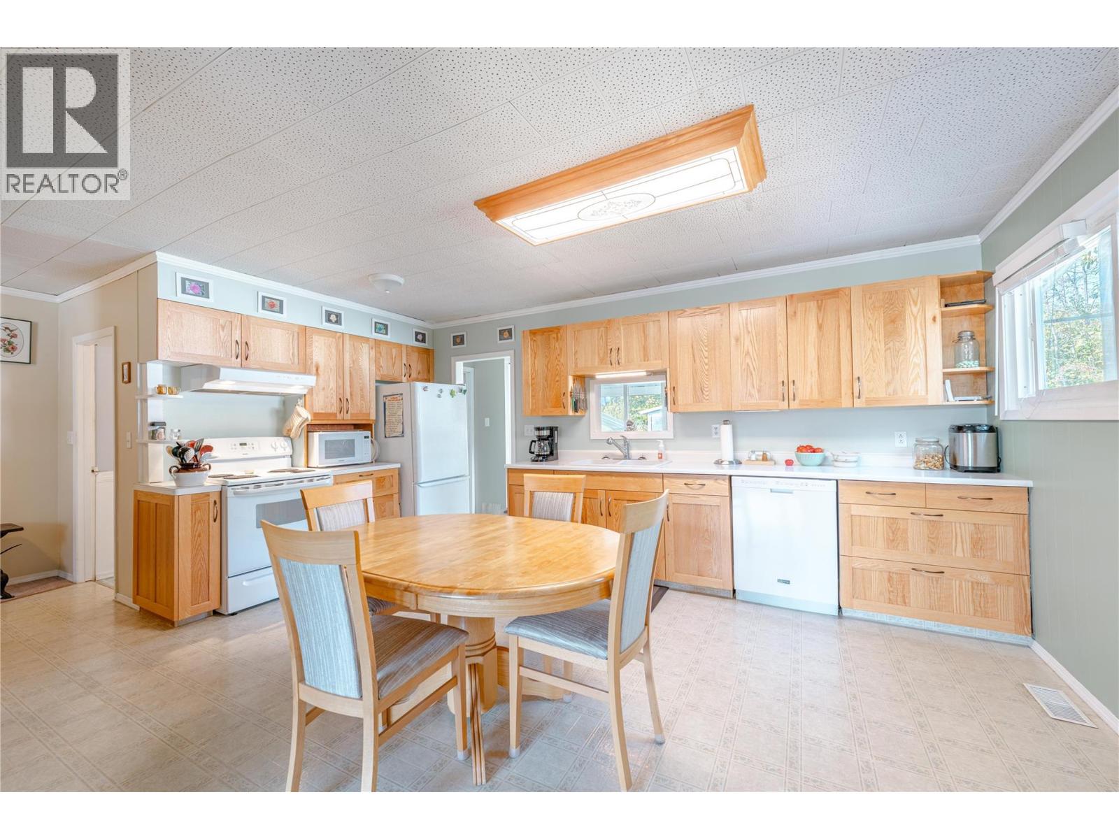 919 Downie Street, Revelstoke