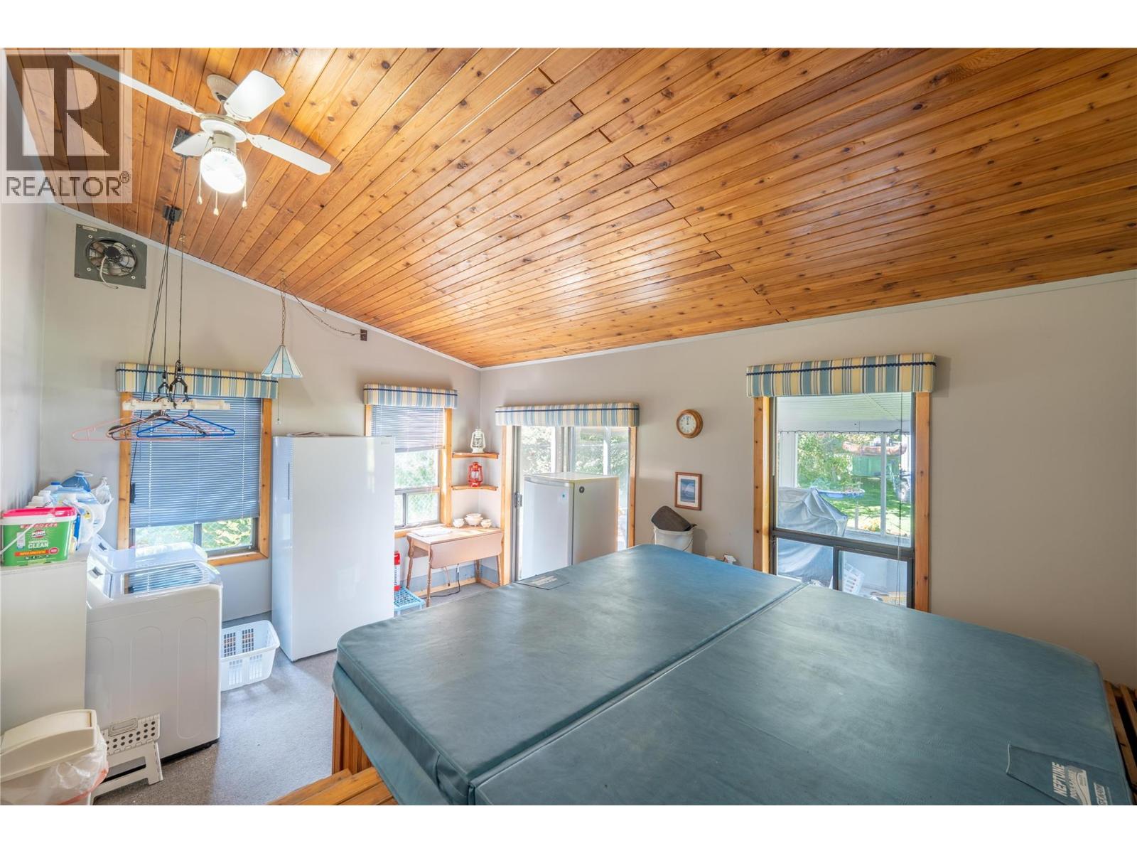 919 Downie Street, Revelstoke