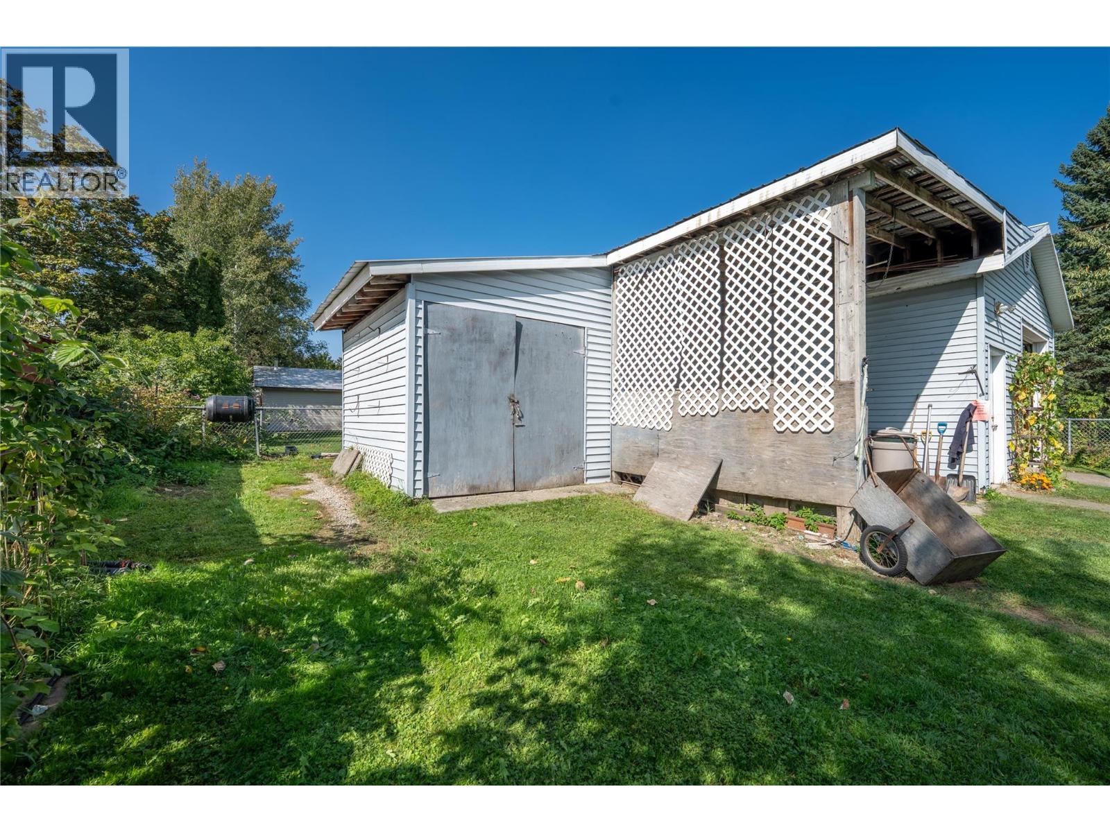 919 Downie Street, Revelstoke