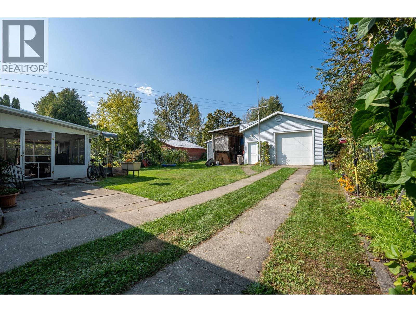 919 Downie Street, Revelstoke